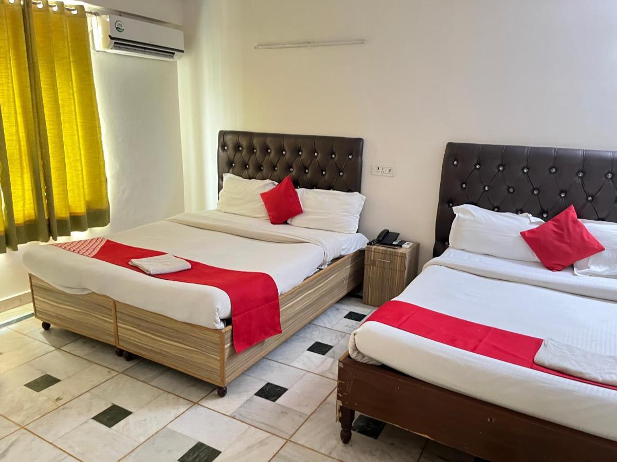 Hotel Star Palace - Near Karol Bagh Metro Δελχί Εξωτερικό φωτογραφία